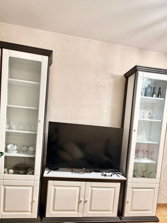 მისაღები ოთახის კლასიკური კომპლექტი – დახვეწილი დიზაინი და საუკეთესო ხარისხი სურათი