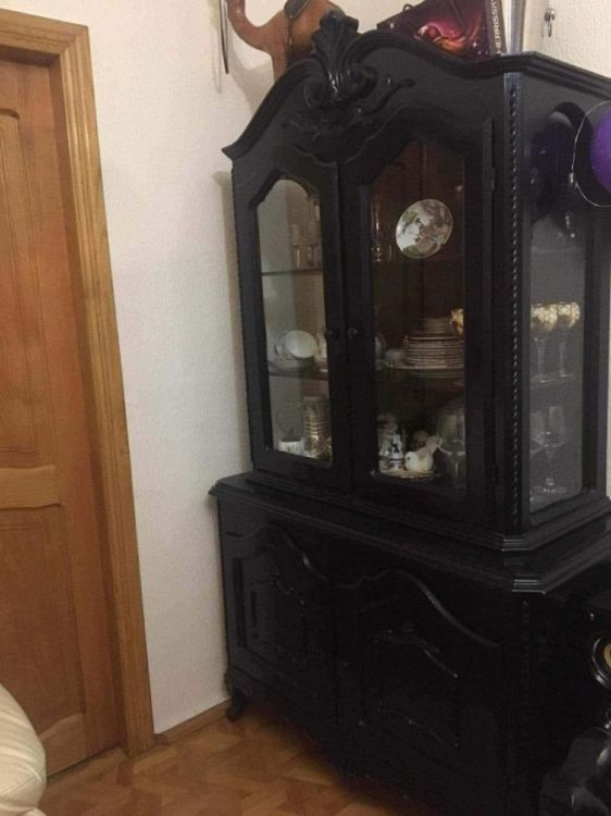 მისაღები ოთახის ავეჯის კომპლექტი – მრავალფუნქციური ვიტრინები და სათავსოები სურათი