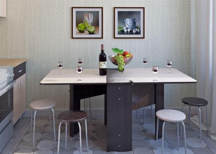 სამზარეულოს გასაშლელი მაგიდა – პრაქტიკული და კომპაქტური სურათი