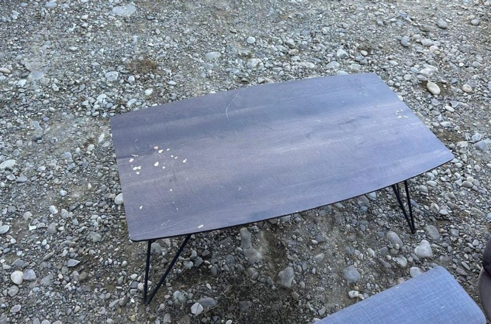 მისაღები ოთახის ჟურნალების მაგიდა – კლასიკური დიზაინი და ხარისხი სურათი