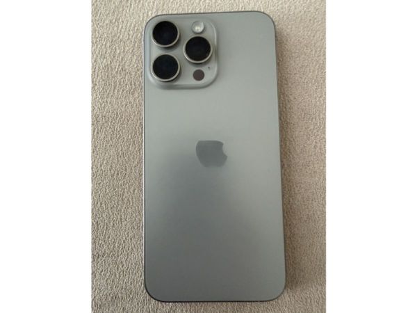 Iphone 15 Pro Max სურათი