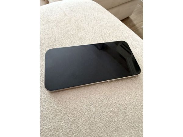 Iphone 15 Pro Max სურათი