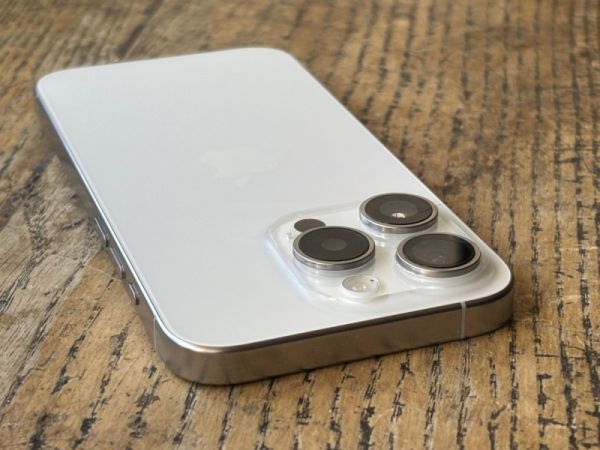 IPHONE 15 Pro 128GB TITANIUM ახალივით Like New სურათი