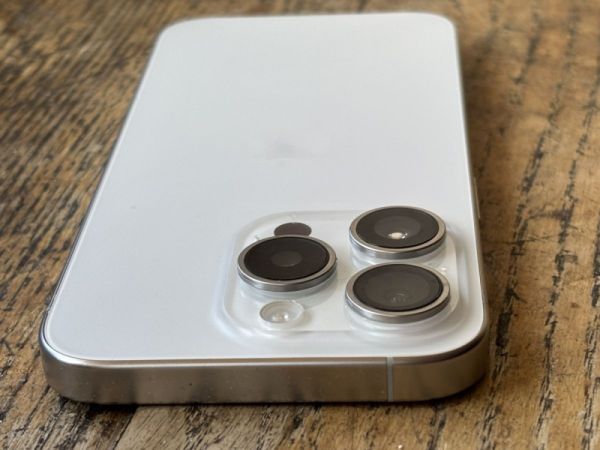 IPHONE 15 Pro 128GB TITANIUM ახალივით Like New სურათი