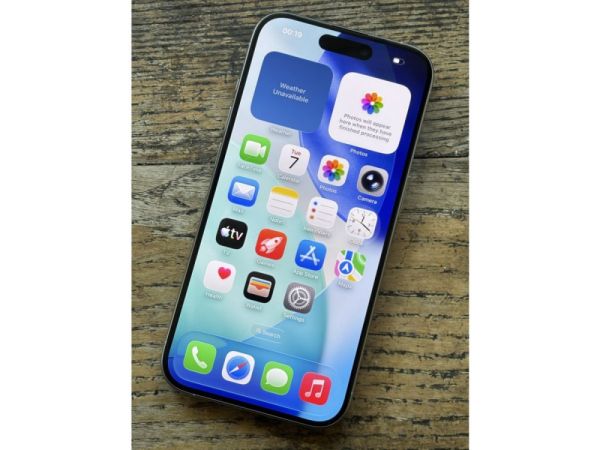 IPHONE 15 Pro 128GB TITANIUM ახალივით Like New სურათი