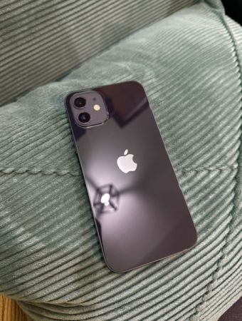iPhone 12 იდიალური ტელეფონი სურათი
