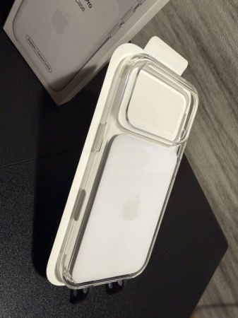 iPhone 17 Pro Apple Original Case სურათი