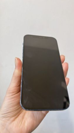 iphone 12 სურათი