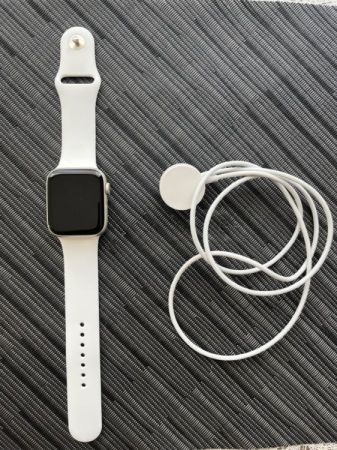 apple watch se 44 2 gen. 88% სურათი