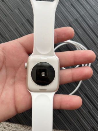 apple watch se 44 2 gen. 88% სურათი