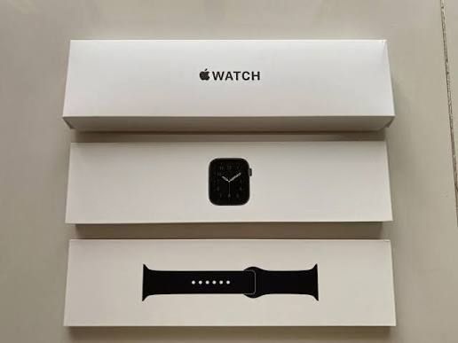გაუხსნელი ყუთით- Apple Watch-11 46MM--/Apple სურათი