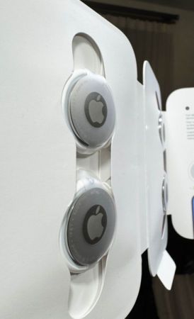 ორიგინალი Apple AirTag სურათი