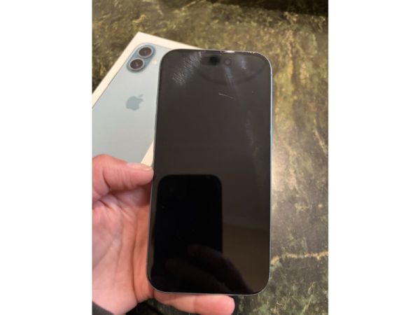 Iphone 16 სურათი