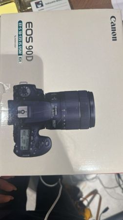 ფოტოკამერა Canon სურათი