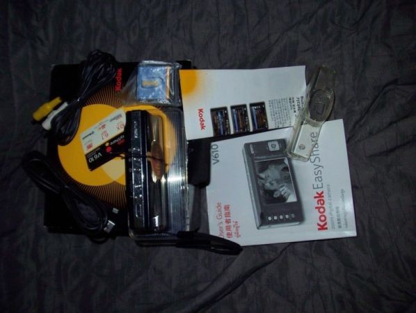 ციფრული ფოტოკამერა Kodak EasyShare V610 სურათი