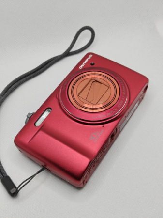 Olympus D755 ციფრული კამერა სურათი