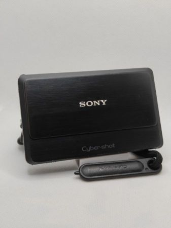 Sony Cyber-Shot DSC TX9 ციფრული კამერა სურათი