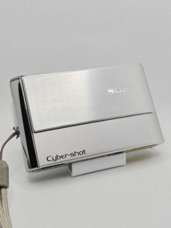Sony Cyber-Shot DSC T70 ციფრული კამერა სურათი