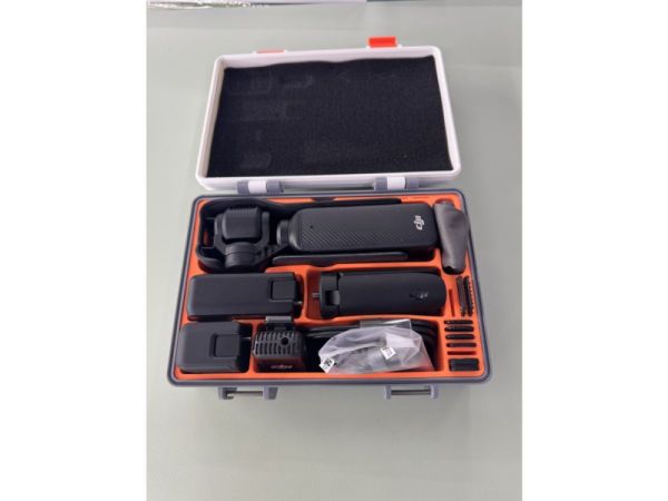იყიდება DJI Osmo Pocket 3 Creator Combo სურათი