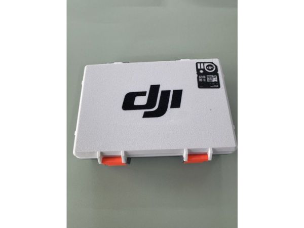 იყიდება DJI Osmo Pocket 3 Creator Combo სურათი