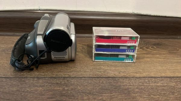 Panasonic NV-GS27 MiniDV camcorder სურათი