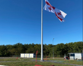 ქარხნული სადროშე ბოძები ასევე რკინის შიდა წარმოება