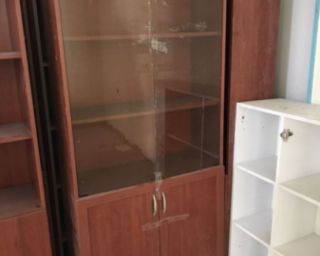 საოფისე კარადები და თაროები – თეთრი, სხვადასხვა მოდელი