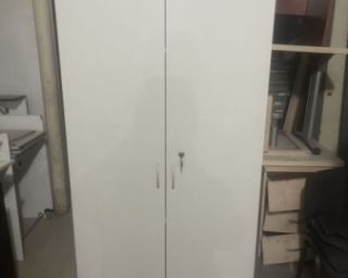 საოფისე კარადა თაროებით – ავსტრიული ლამინატი (უფასო მიწოდება)