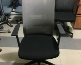 BESTUHL ჩეხური პრემიუმ სავარძლები – თითქმის ახალი