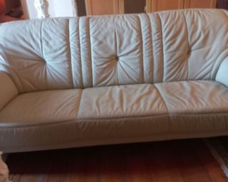 გერმანული ტყავის სამეული 3-2-1 – იდეალურ მდგომარეობაში