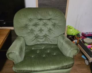 იყიდება სავარძელი – ნუცუბიძის პლატო