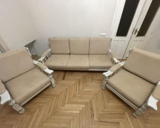 იყიდება სამეული – კომფორტი თქვენი მისაღები ოთახისთვის