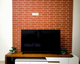 იყიდება ტელევიზორის მაგიდა — დახვეწილი დიზაინი