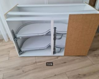 სამზარეულოს მოძრავი თარო. ახალი