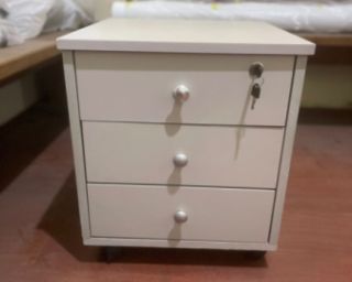 საოფისე ტუმბო – პრაქტიკული სათავსო უფასო მიწოდებით