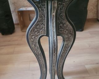 ვინტაჟური ტუმბო – კლასიკური დასადგამი