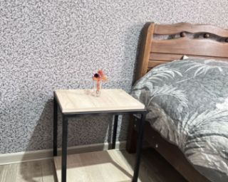 თანამედროვე საძინებლის ტუმბო – კომპაქტური დიზაინი და მაქსიმალური კომფორტი