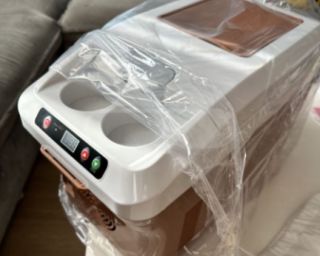 მანქანის მაცივარი