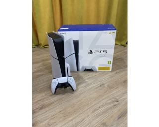 იყიდება playstation 5✅+ god of war ragnarok disc✅1400 ლარად