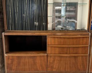 მისაღები ოთახის ავეჯის სრული კომპლექტი - კლასიკური და ვინტაჟური მოდელები