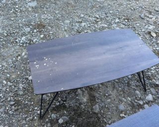 მისაღები ოთახის ჟურნალების მაგიდა – კლასიკური დიზაინი და ხარისხი