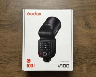 GODOX V100 C ფლეშ განათება ქენონის კამერებისთვის